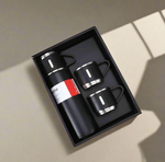 Thermos en acier inoxydable et trois gobelets